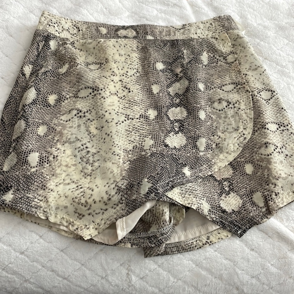 Snake print skort